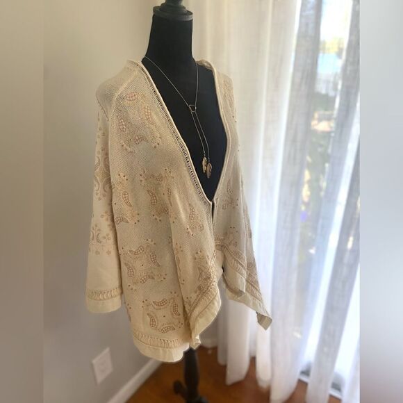 Free People Embroidered Beaded Wool Blend Cardigan Shawl Kimono Size XS - Picture 3 of 16